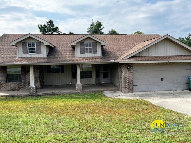 Building Photo - Lovely 3-Bedroom Home in South Crestview!