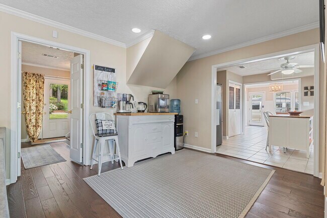 Building Photo - 431 Duckworth Dr