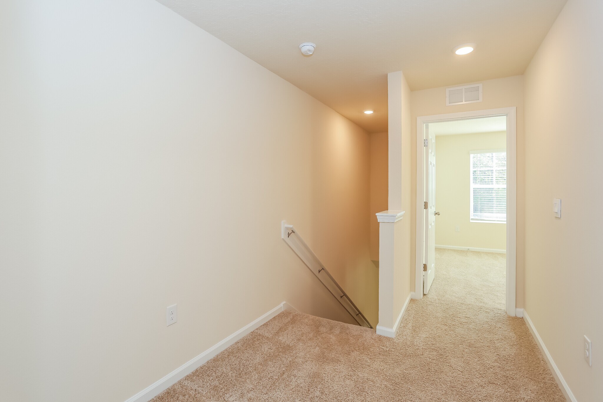 Building Photo - 86728 Mainline Rd