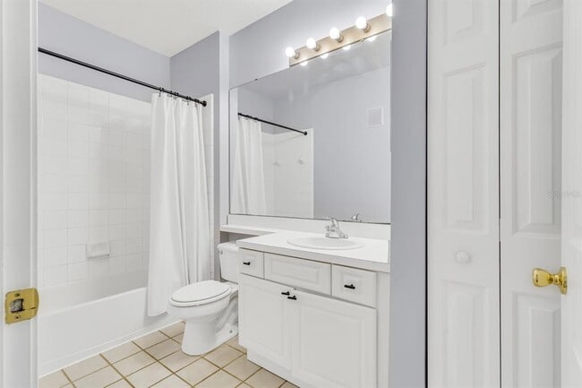 Building Photo - 14304 Fredricksburg Dr