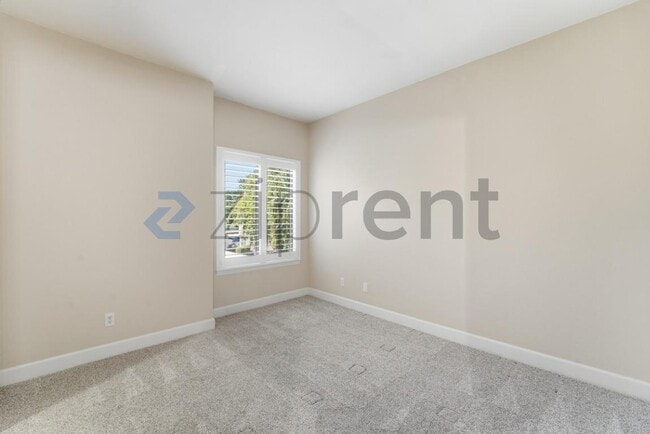 Building Photo - 9600 N 96th St