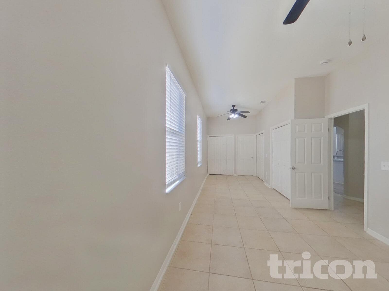 Building Photo - 1810 Cattleman Dr