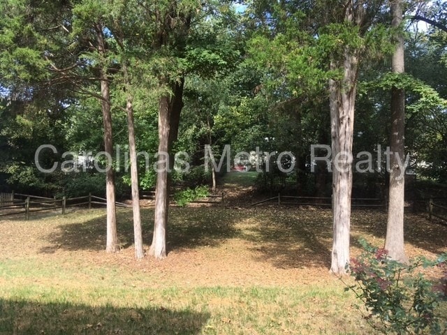 Building Photo - 2321 Oldenburg Dr