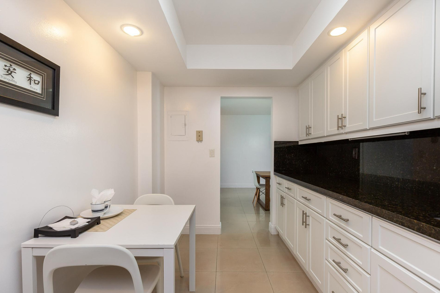 Building Photo - 3901 S Ocean Dr