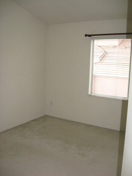 Master Bedroom #1 - 6999 Rodling Dr