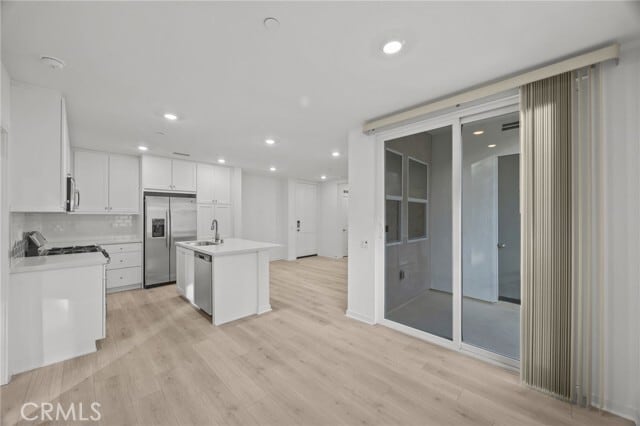 Building Photo - 980 N Tangent Privado