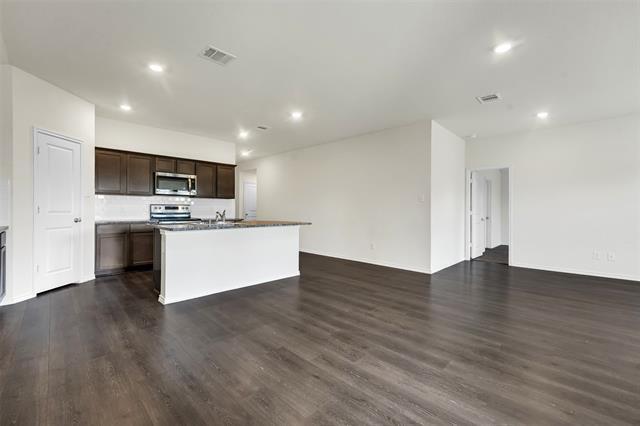Building Photo - 2118 Brisbon St