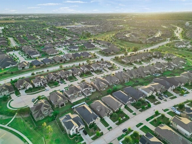 Building Photo - 23311 Darst Fld Trl