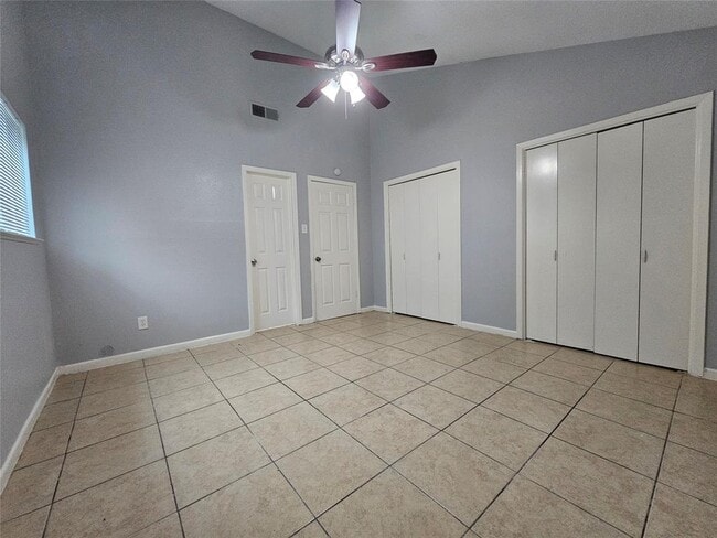 Building Photo - 1304 Glenda Dr