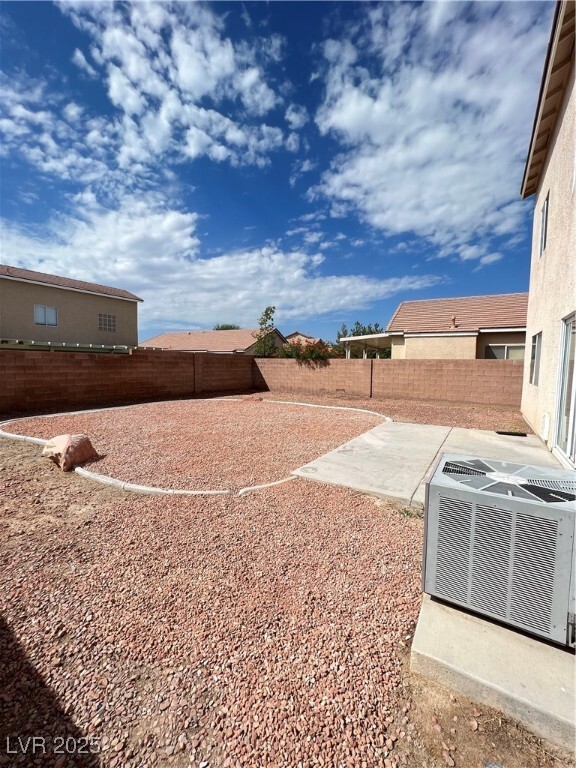 Building Photo - 3809 Magenta Hills Dr