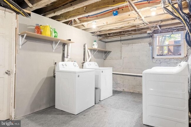 Building Photo - 1608 N Broom St