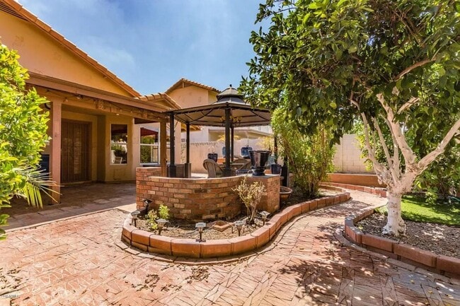 Building Photo - Charming 3BR House in Phoenix