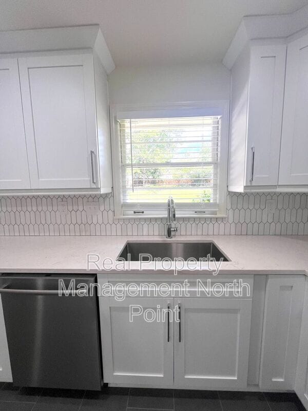 Building Photo - 1314 Nalley Cir