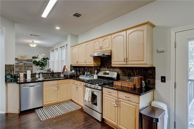 Building Photo - 6630 Hillside Terrace Dr