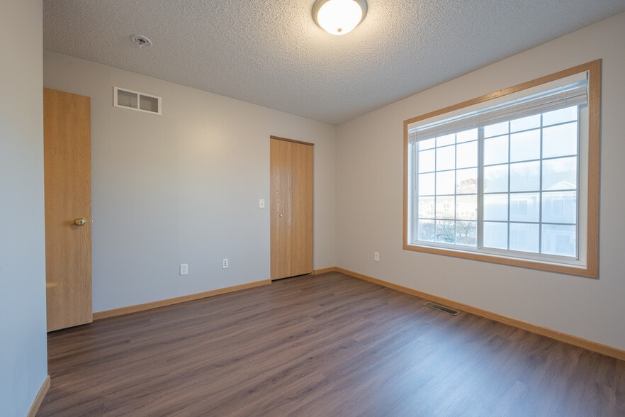 Building Photo - 7786 Village Place