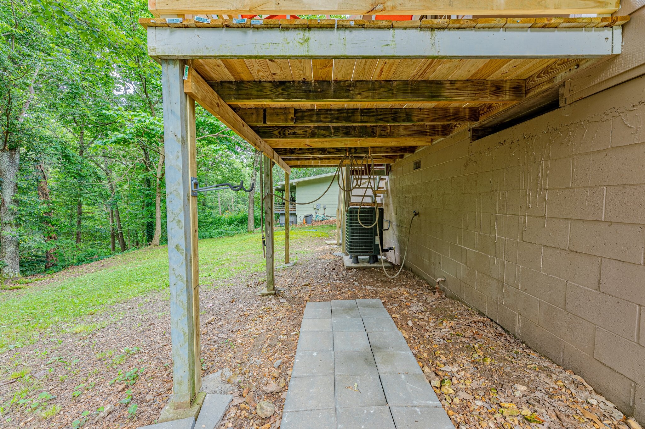 Building Photo - 19 Evesham Ln