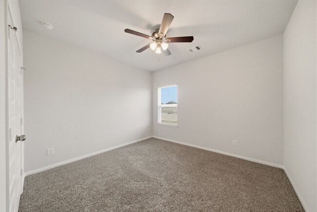 Building Photo - 24611 Porta Borsari Dr