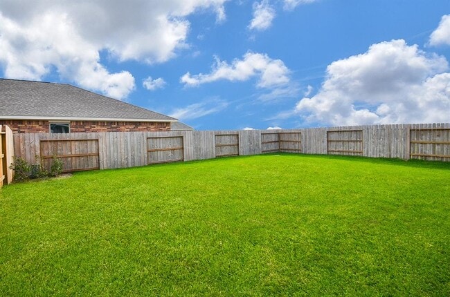 Building Photo - 1607 Blue Cypress Dr