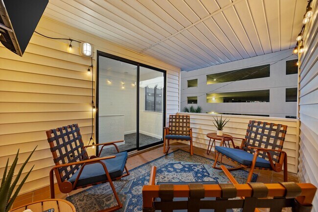 Building Photo - All Inclusive Seasonal Rental Available October 1st, 2025-March 31st 2026!