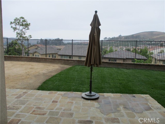 Building Photo - 12 Farra St