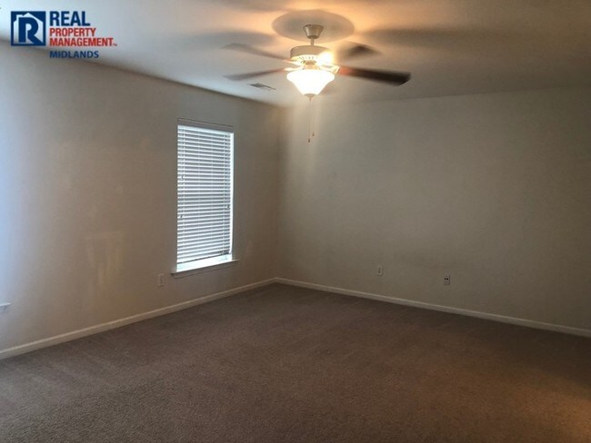 Building Photo - Spacious Home in Hopkins Area! Apply Now!