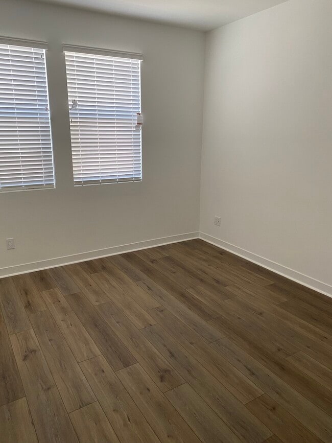 Bedroom 2 - 27554 Sparrow Ct