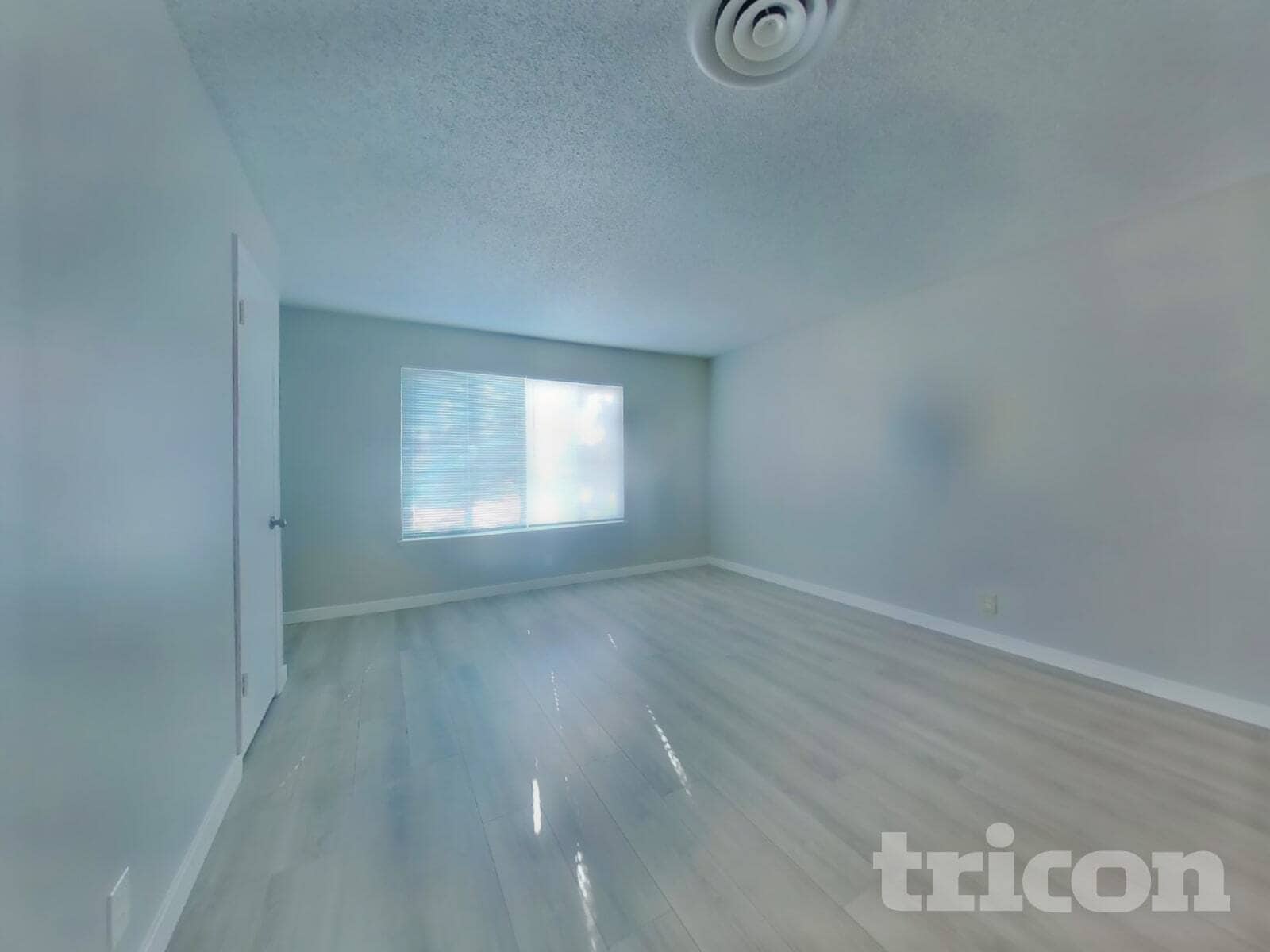 Building Photo - 1508 Crestview Dr