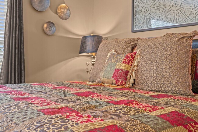 Building Photo - 4465 Clipper Cove