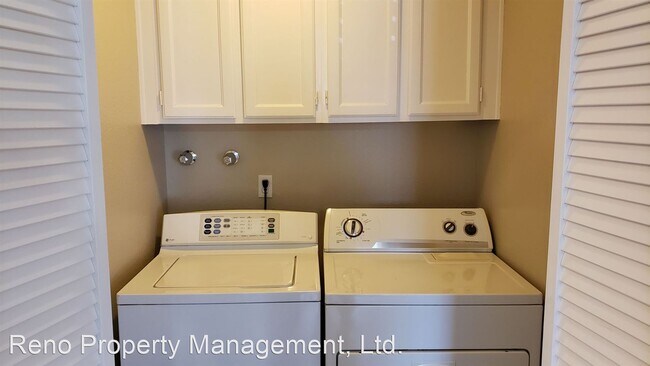 Building Photo - 2 br, 1 bath House - 2173 Kietzke Ln Unit A