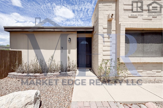 Building Photo - 2Bed/2Bath Furnished Home in Tucson! $199 ...