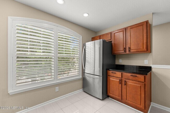 Building Photo - 10200 Belle Rive Blvd