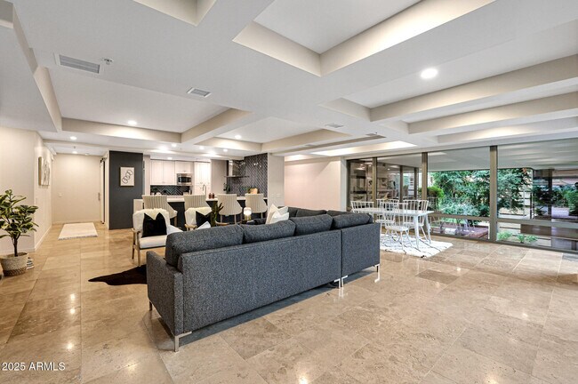 Building Photo - 7151 E Rancho Vista Dr