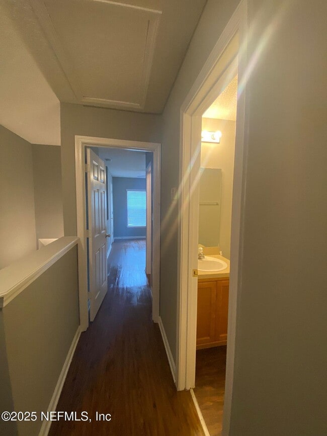 Building Photo - 8465 McGirts Village Ln