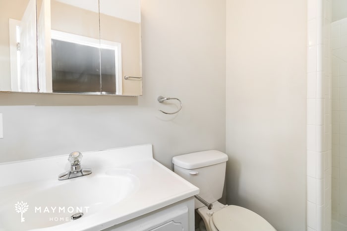 Building Photo - 301 Maid Stone Rd