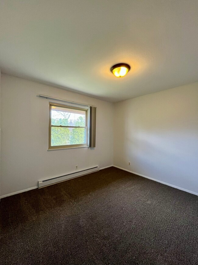 Building Photo - 767 N Macomb St