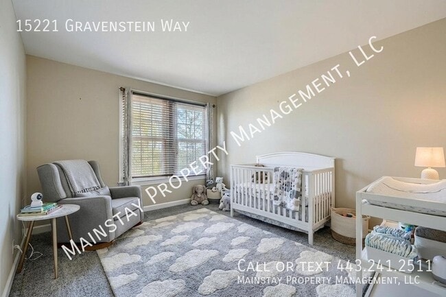 Building Photo - 15221 Gravenstein Way