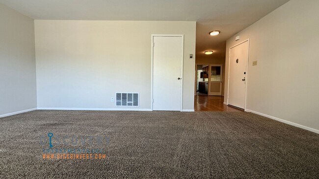 Building Photo - Merced Ave. 6226-6232