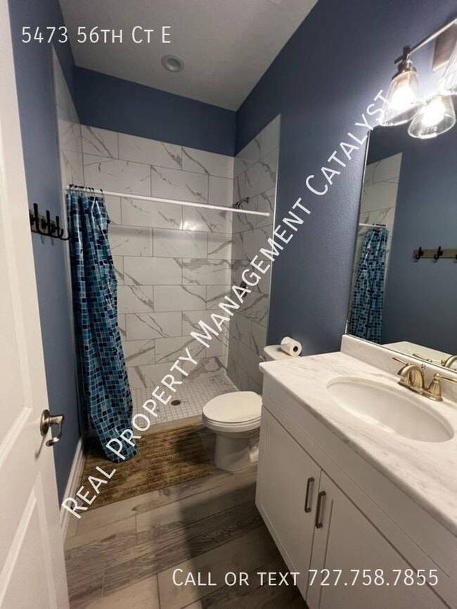 Building Photo - 5473 56th Ct E