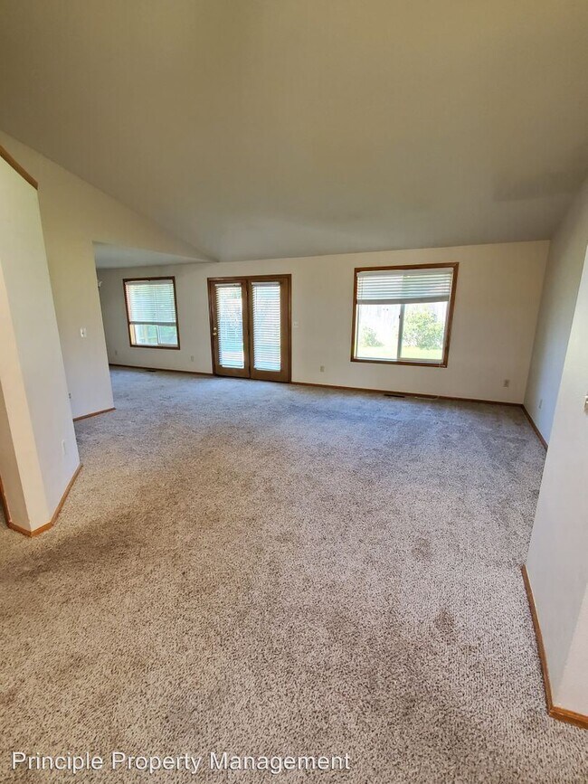 Building Photo - 3 br, 2.5 bath House - 3384 Honeywood Street