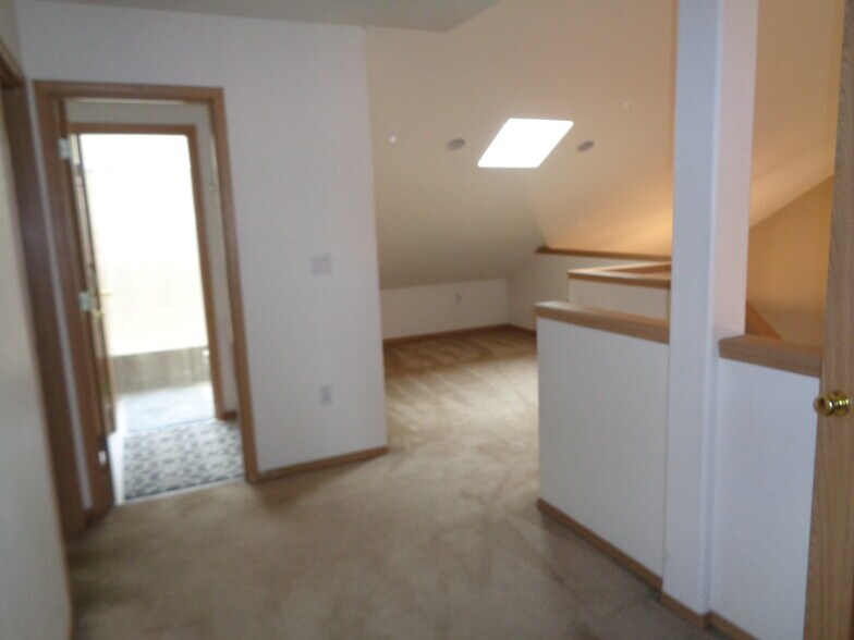 Big LOFT - 17612 SW Bany Rd