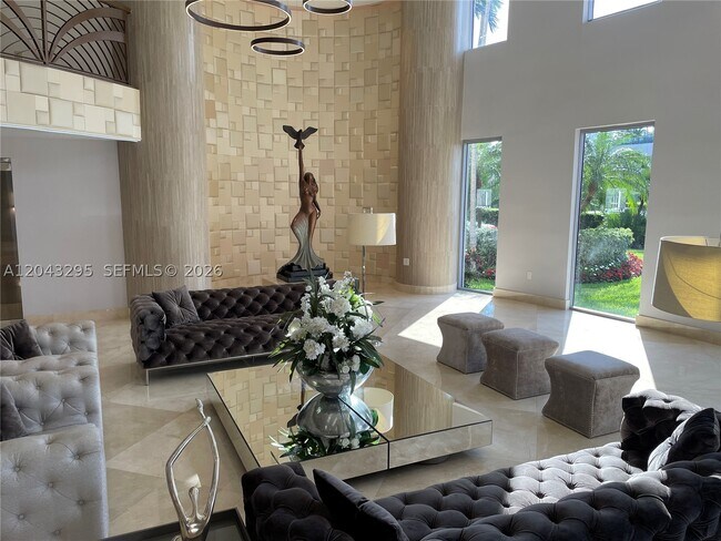 Building Photo - 17555 Collins Ave