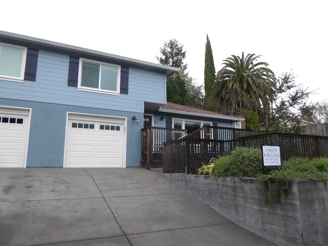 Primary Photo - West Crescent Drive