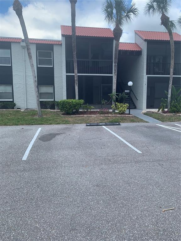 Building Photo - 3223 S Beneva Rd