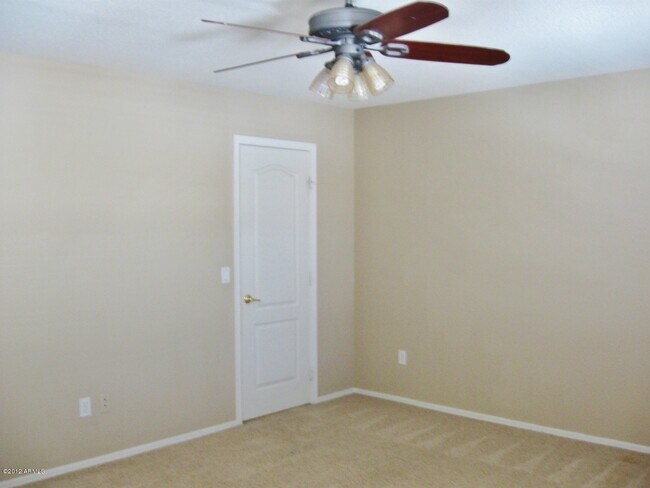 Building Photo - COMING SOON!! LOVELY  5-BEDROOM, 3-BATH GILBERT HOME