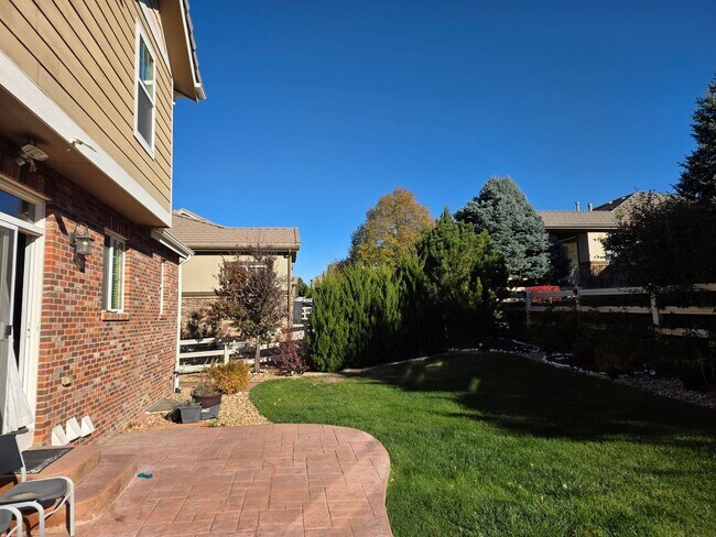 Building Photo - Beautiful and Expansive 4 Bed 3 Bath SFR by Buckley AFB