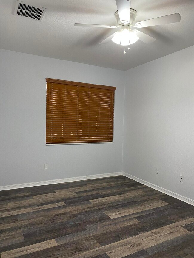 Building Photo - 342 Lake Monterey Cir
