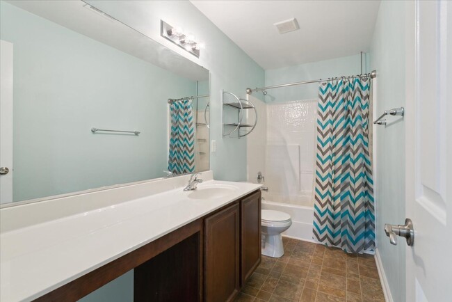 Building Photo - Hampton Home for Rent (3 bed/2.5 bath)