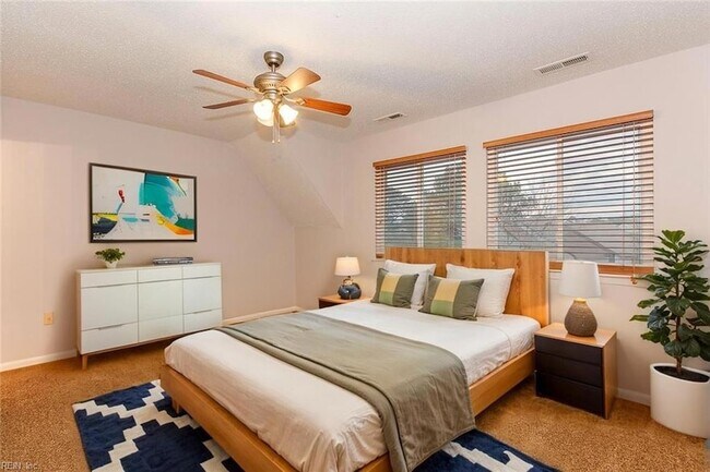 Building Photo - 3764 Chimney Creek Dr