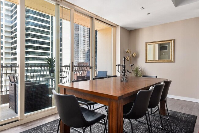 Building Photo - 45 E Chicago Ave