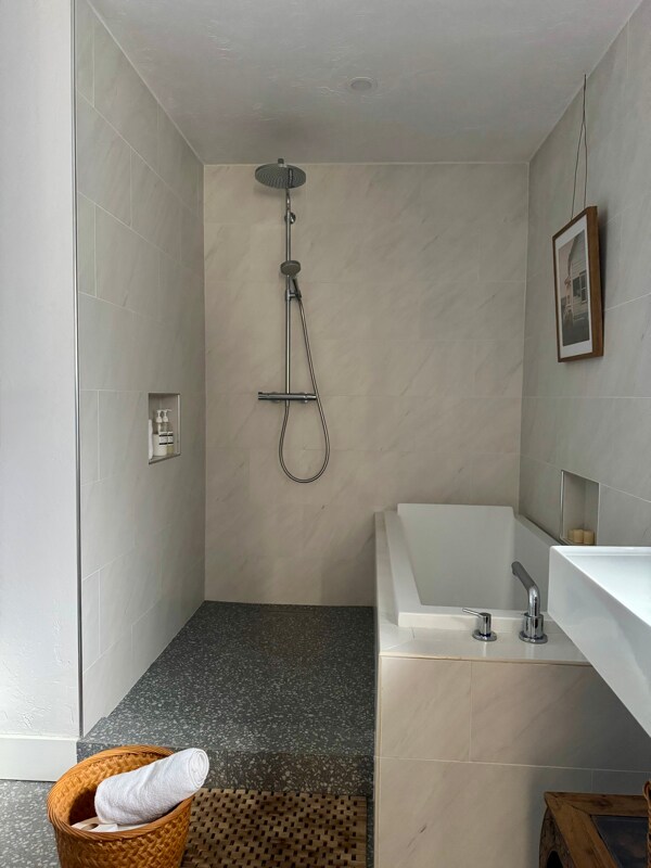 Building Photo - 2633 Crystal Springs Rd